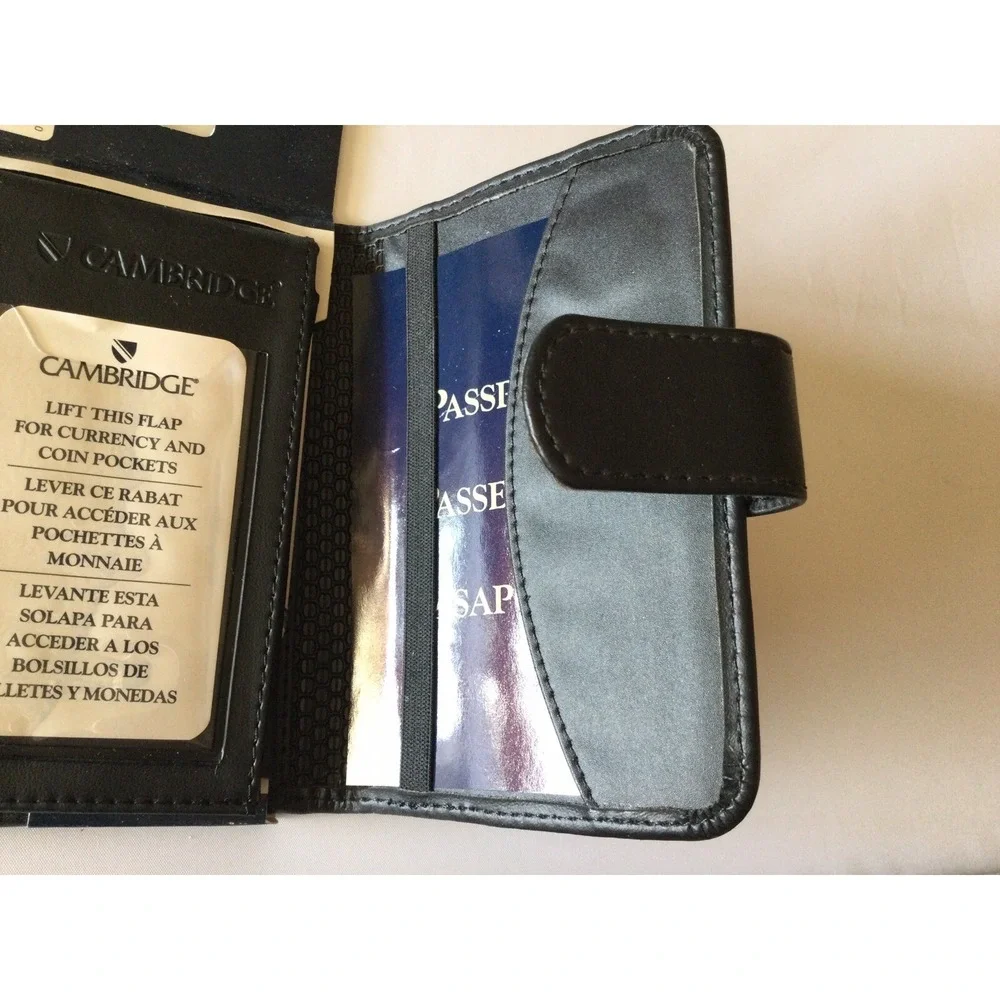 Mead Cambridge Passport Folio